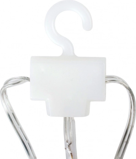 Enostavna namestitev zahvaljujoč vgrajenim kljukicam