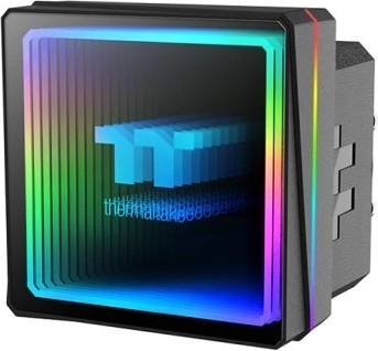 Kvadratna črpalka z učinkom infinity mirror