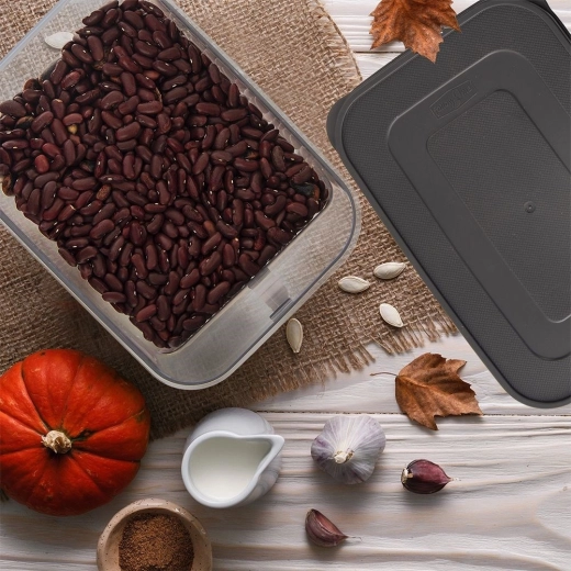 Tesnilni pokrov za daljšo svežino