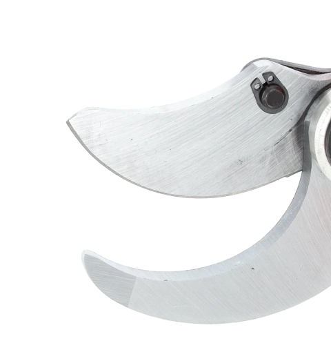 Močan brezkrtačni motor za hiter in čist rez