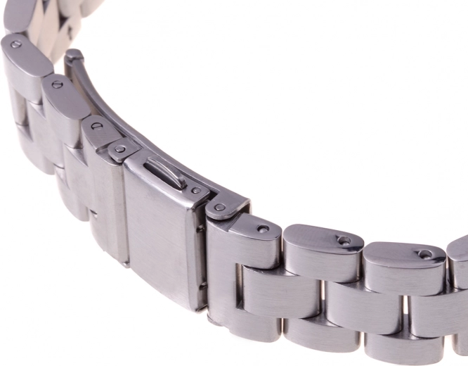 Secure and stylish fastening