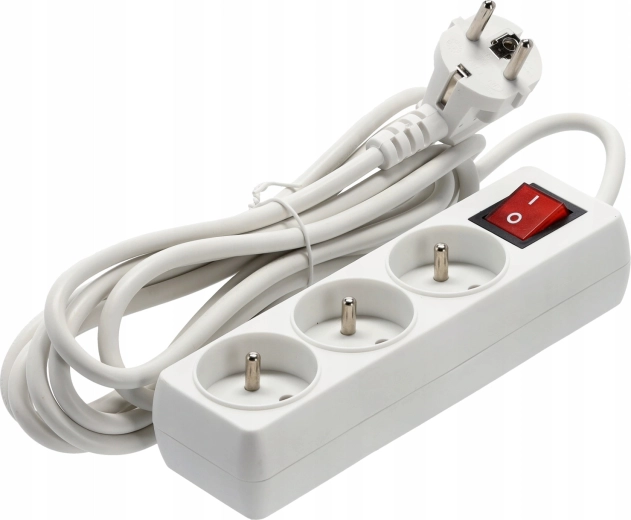 Udobno napajanje treh naprav