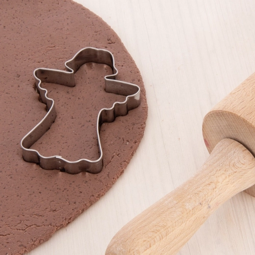 Natančna oblika angela za praznične piškote