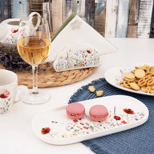 Praktične dimenzije in povišani robovi