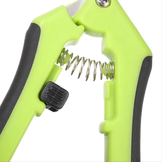 Hitro delo zahvaljujoč vzmeti