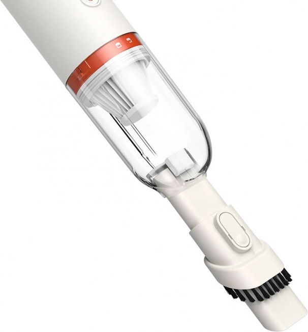 HEPA filtration and practical accessories in the package