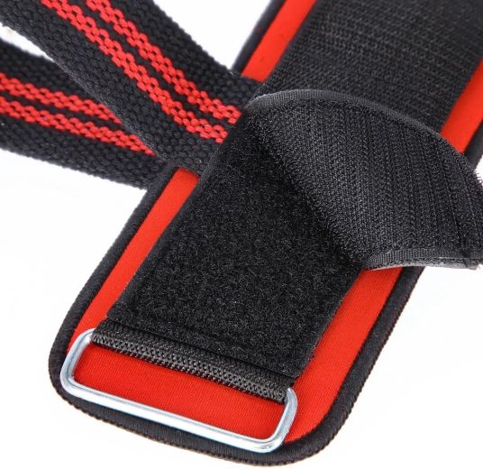 Vzdržljiva zasnova s kovinskim D-obročem