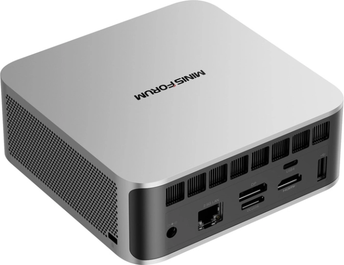 Povezljivost za 4 monitorje in eGPU prek OcuLink