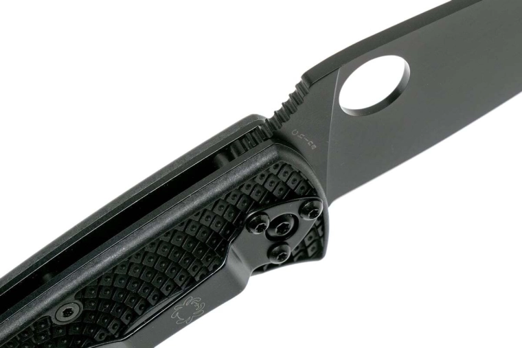 Black blade for discreet use
