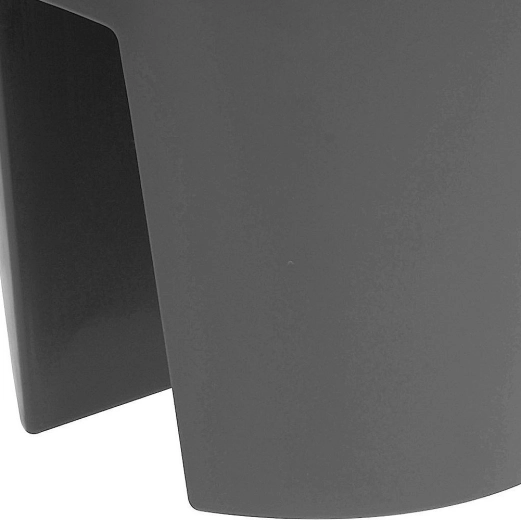 Odporen in enostaven za vzdrževanje material