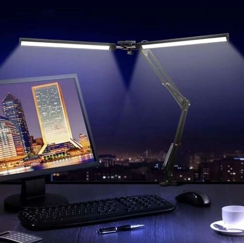 Two independent lights for maximum flexibility