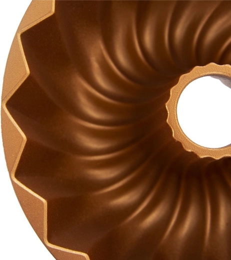 Učinkovita oblika z globokim reliefom