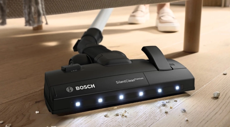 LED nastavek za vidno čistejša tla