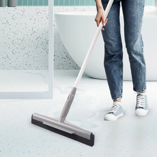 Združljivo z univerzalno in teleskopsko palico