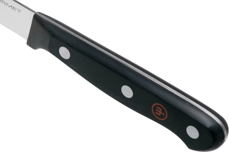 Ergonomski trojno kovičen ročaj