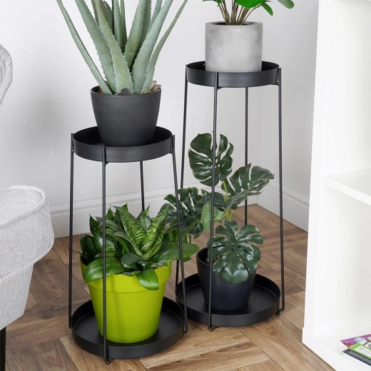 Dve višini za efektno aranžiranje