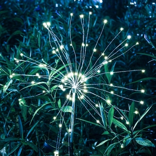 Dandelion effect with 150 LEDs per light