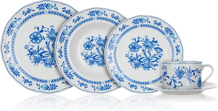 Porcelanasti jedilni set s čebulnim dekorjem ONION, 30 delov