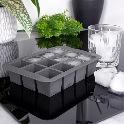 Univerzalna uporaba in enostavno vzdrževanje