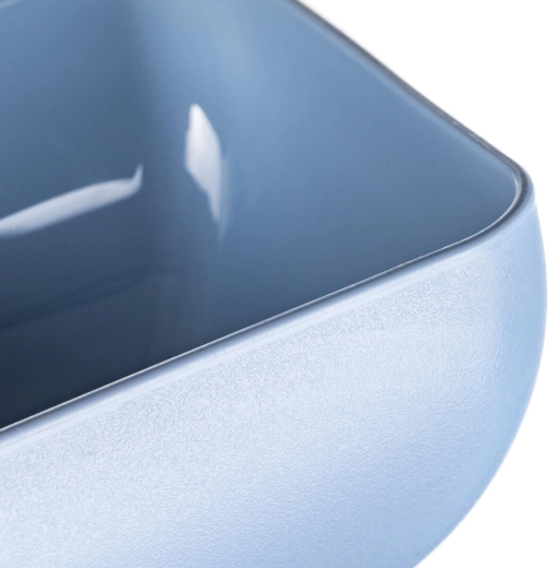 Kompaktna oblika za prihranek prostora