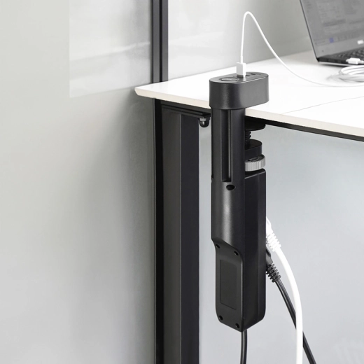 Clean desk: the sockets can be hidden under the desktop