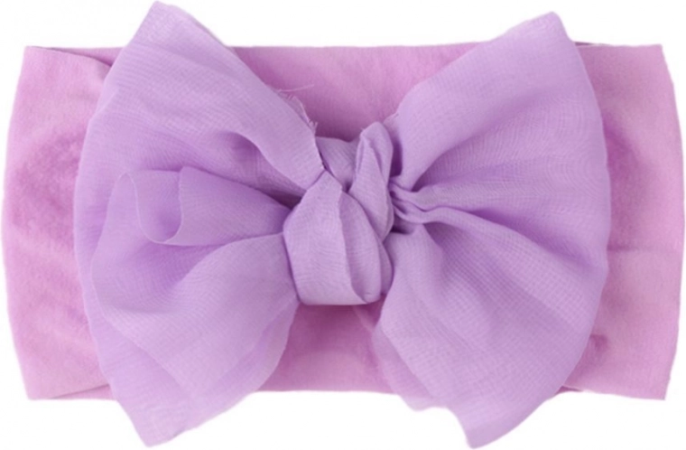 Adorable bow for a festive look