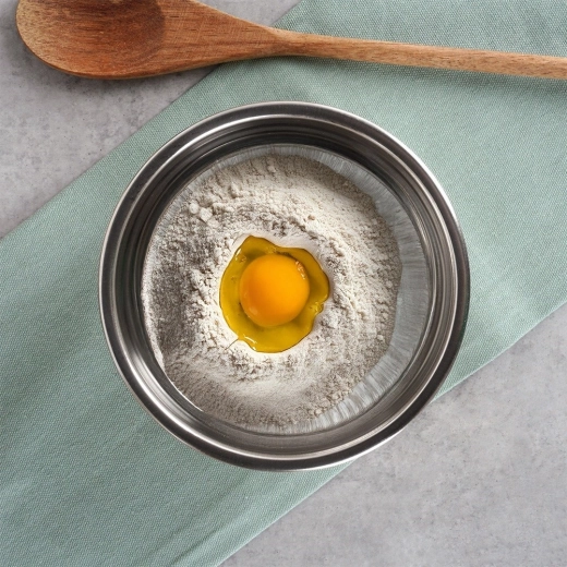 Idealna za mešanje, stepanje in serviranje