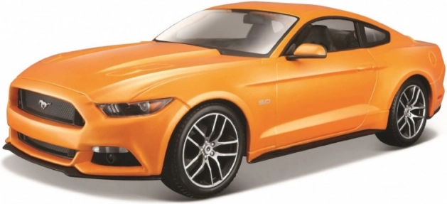Zbirateljski model Ford Mustang GT 2015 v oranžni barvi 1:24