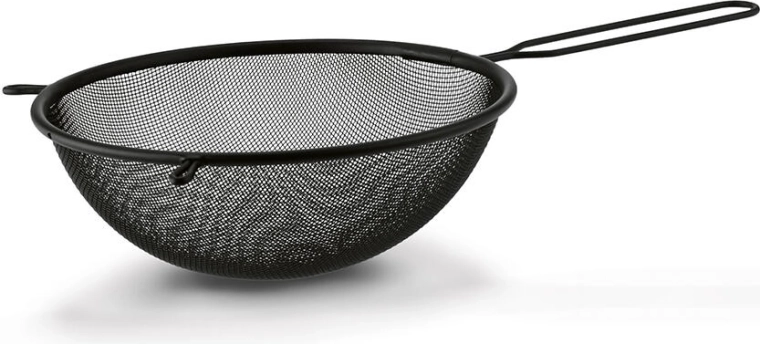 Črno kovinsko cedilo 20 cm