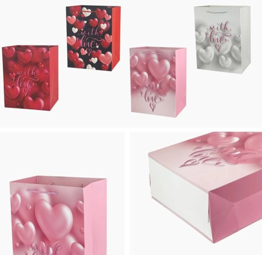 Darilna vrečka 23 × 18 × 10 cm – mešanica motivov