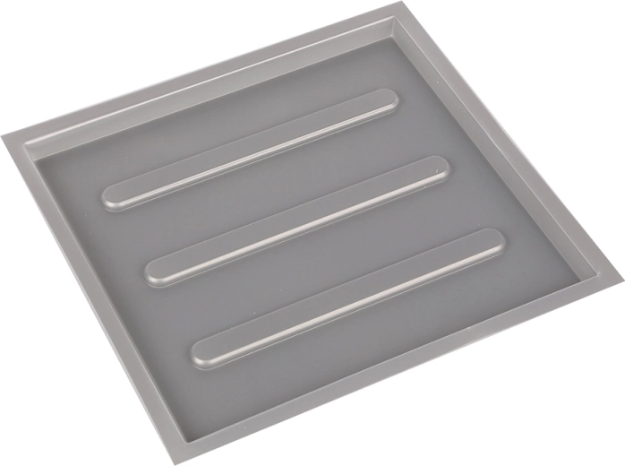 Metpol srebrn odcejalni pladenj 28 × 26,1 cm