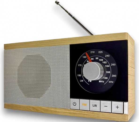Retro radio Krystyna v leseni izvedbi