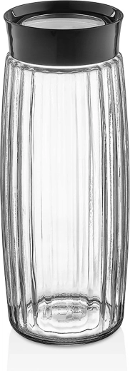 Plastična posoda z pokrovom 1,5 l