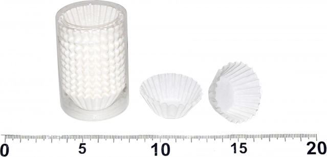 Beli slaščičarski lončki