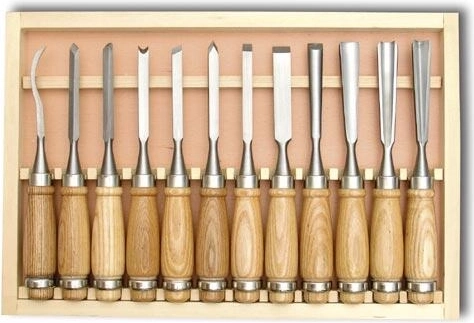 Komplet rezbarskih dlet, 12-delni v leseni škatli