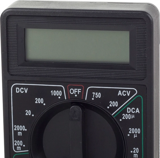 Široki razponi za DC/AC napetost in tok