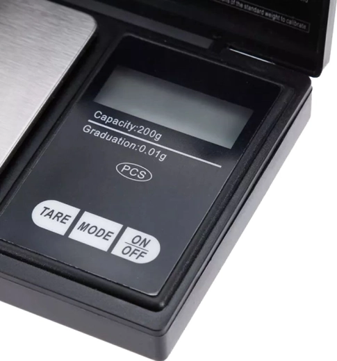 Mikro natančnost 0,01 g za zanesljive rezultate