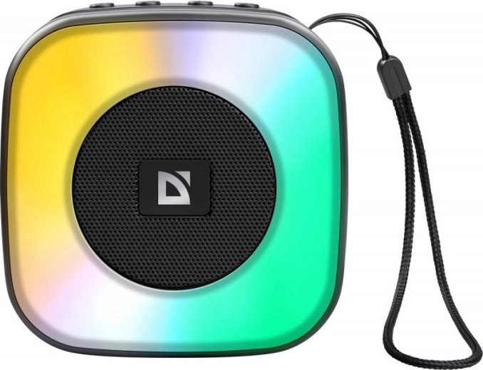 Vgrajen MP3 predvajalnik in FM radio