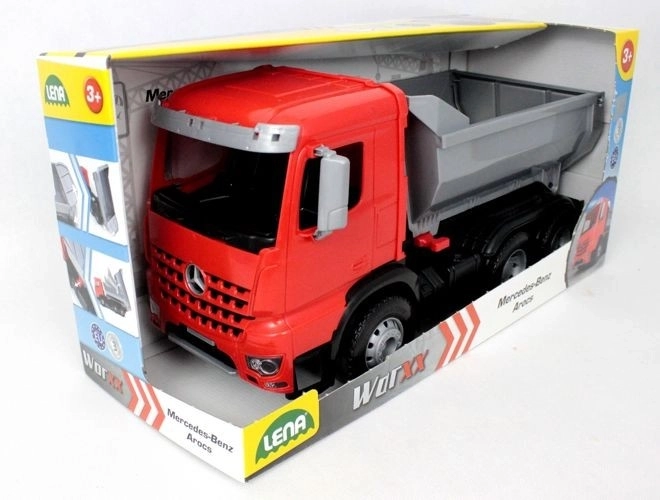 Lena Mercedes Arocs prekucnik