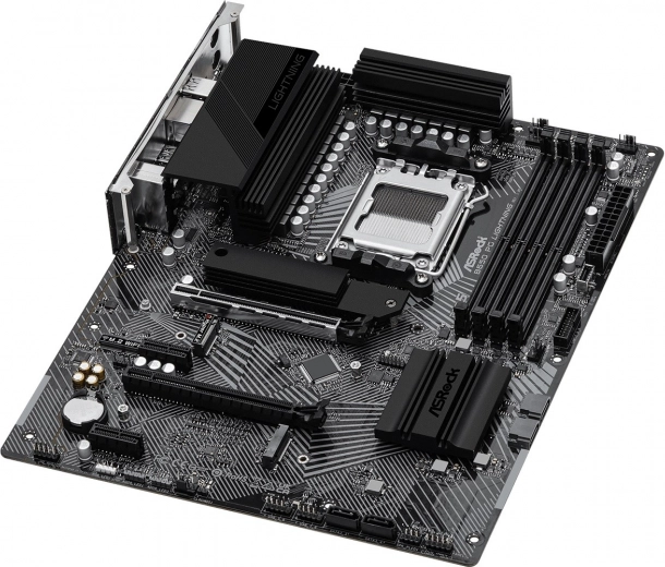 Hitro shranjevanje s PCIe Gen5 M.2