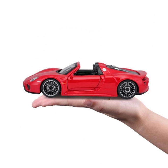 Kovinski avto Porsche 918 Spyder rdeč