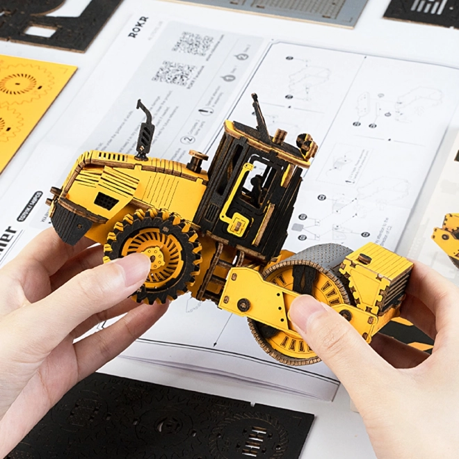 RoboTime lesene 3D puzzli - Cestni valjar