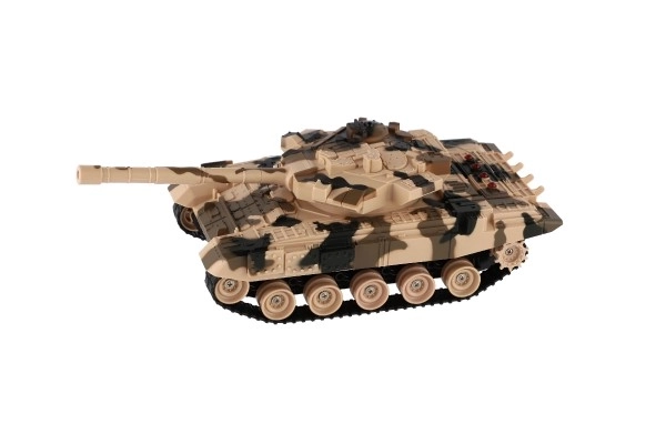Daljinsko upravljan tank s polnilnim paketom in zvočnimi učinki