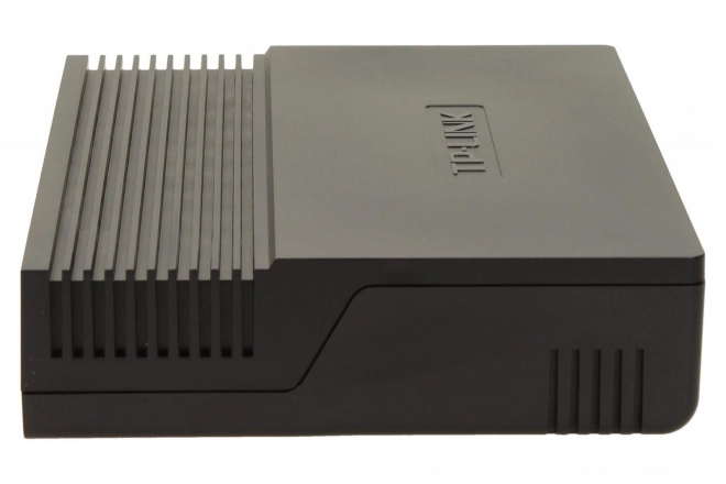 Stikalo TP-Link TL-SF1016D 16 portov