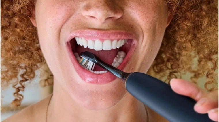 Nežna nega dlesni in pametni opomniki