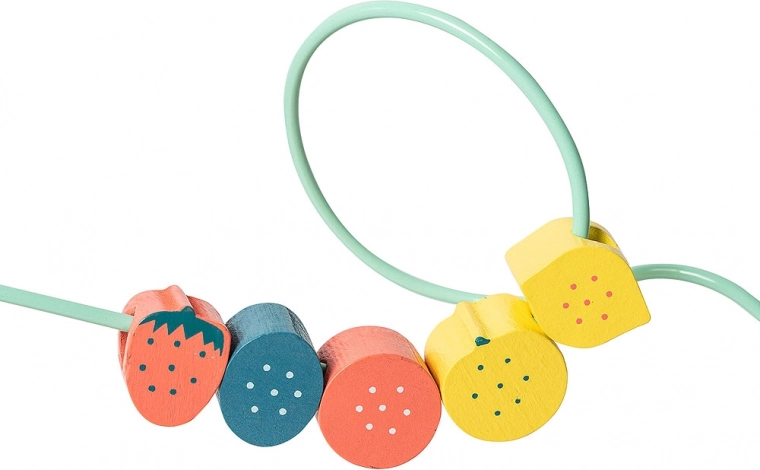 Motorični labirint s sadjem