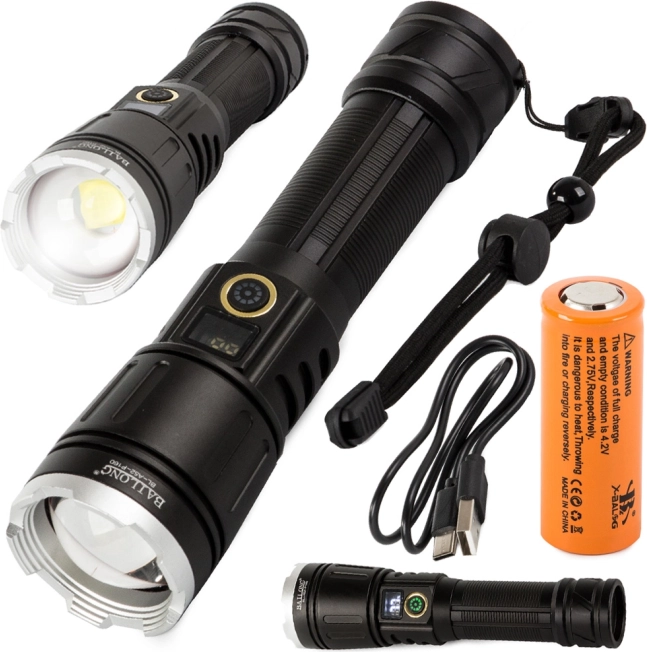 Vojaška taktična svetilka z LED Cree XHP160 in zoomom