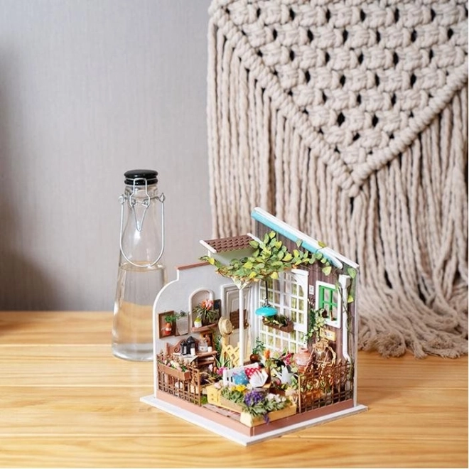 Millerjev vrt - DIY miniaturna hiška