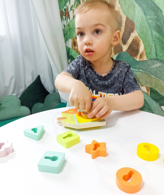 Classic World Montessori leseno nizanje ključi in vrata 11 kos