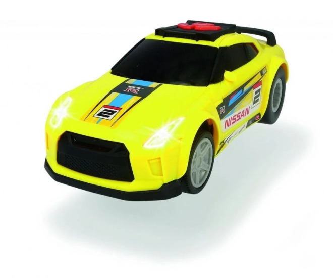 Dvig Nissan GT-R avtomobila